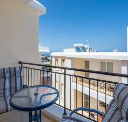 Akamas Bayview Apartamento
