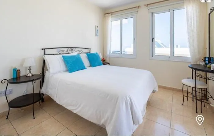 Lägenhet Akamas Bayview